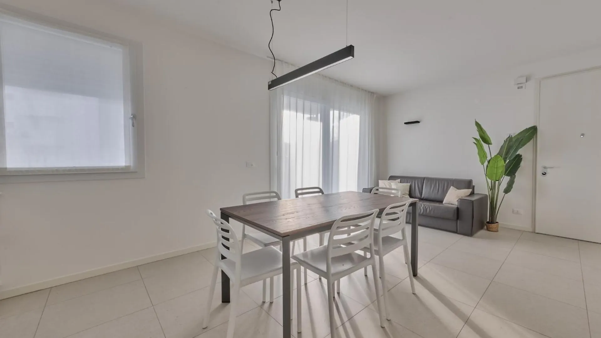 לידו די ג'סולו L14 Apartments 0*, לידו די ג'סולו איטליה
